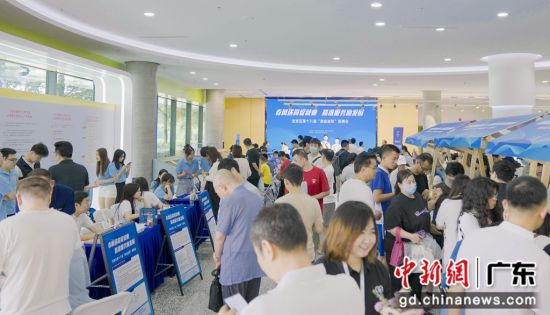 深圳宝安区最新招聘动态与职业机遇展望，招聘信息及职业机遇一览